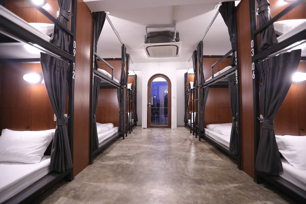 12-Bed Mixed Dormitory