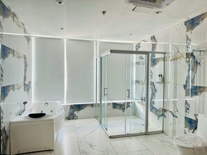 Executive Room | Bathroom