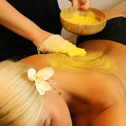 Couples treatment room(s), sauna, hot tub, steam room