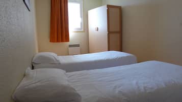 1 chambre, chambres insonorisées, lits bébé (gratuits), Wi-Fi gratuit