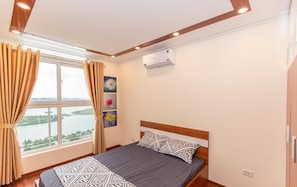 Apartment, 2 Bedrooms, Ocean View | 2 bedrooms, desk, free WiFi, bed sheets - Little Ha Long Homestay (Ha Long)