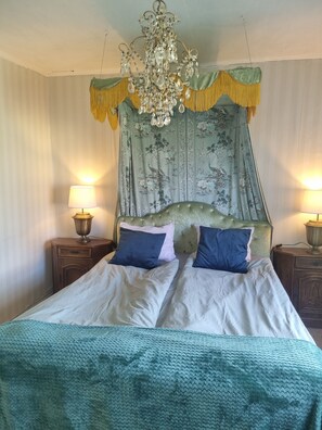 Classic Double Room, 1 Queen Bed