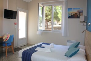 Room, 3 Bedrooms, Connecting Rooms