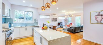 Melbourne Luxury Villa at Doncaster