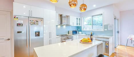 Luxury 3 Bedroom Villa | Private kitchen