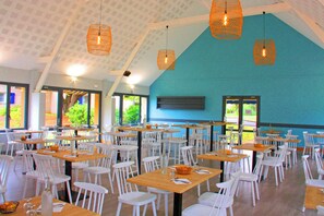 Restaurant - Village Vacances Azureva Kerjouanno (Arzon)