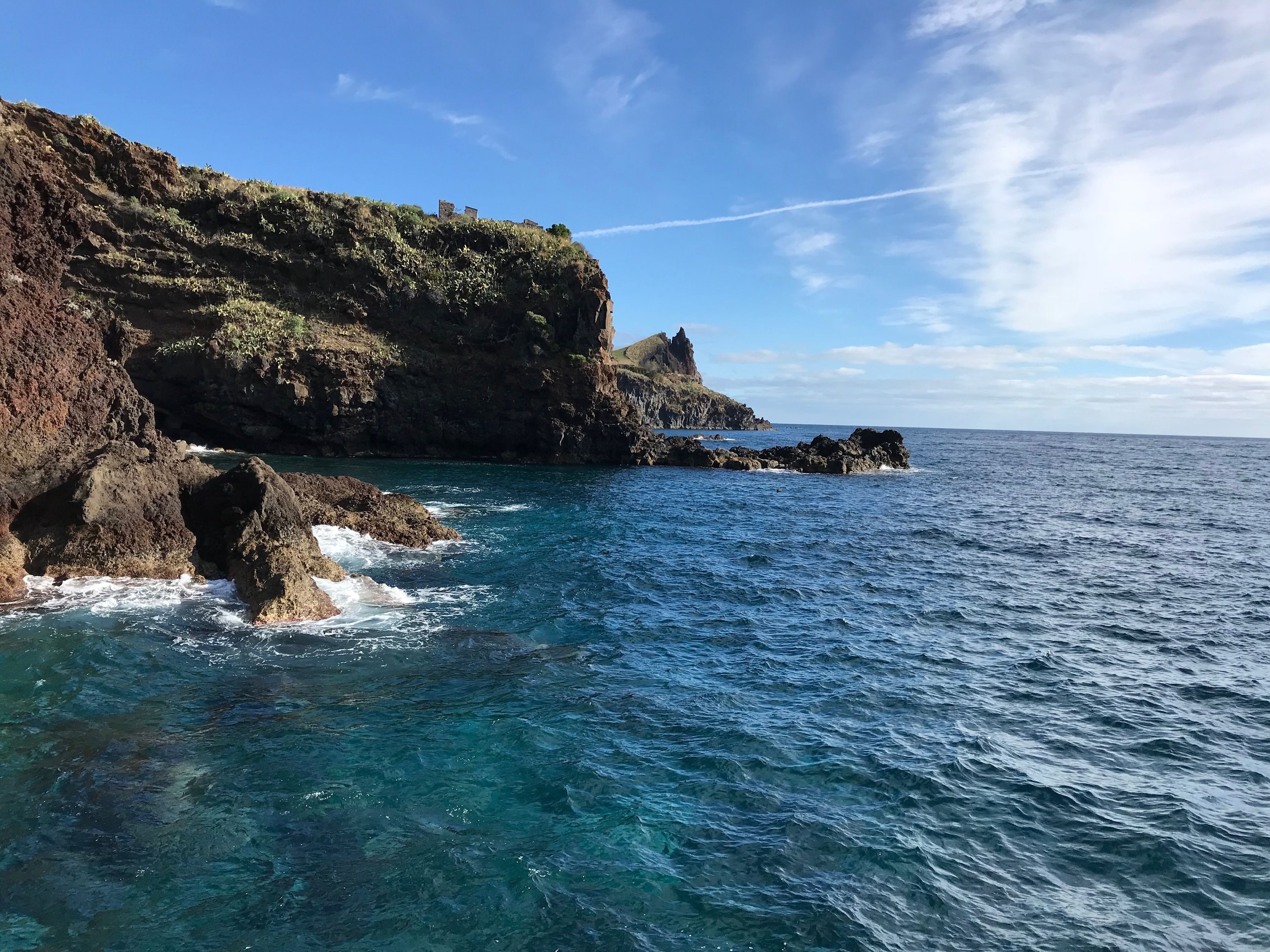 beach nearby, black sand