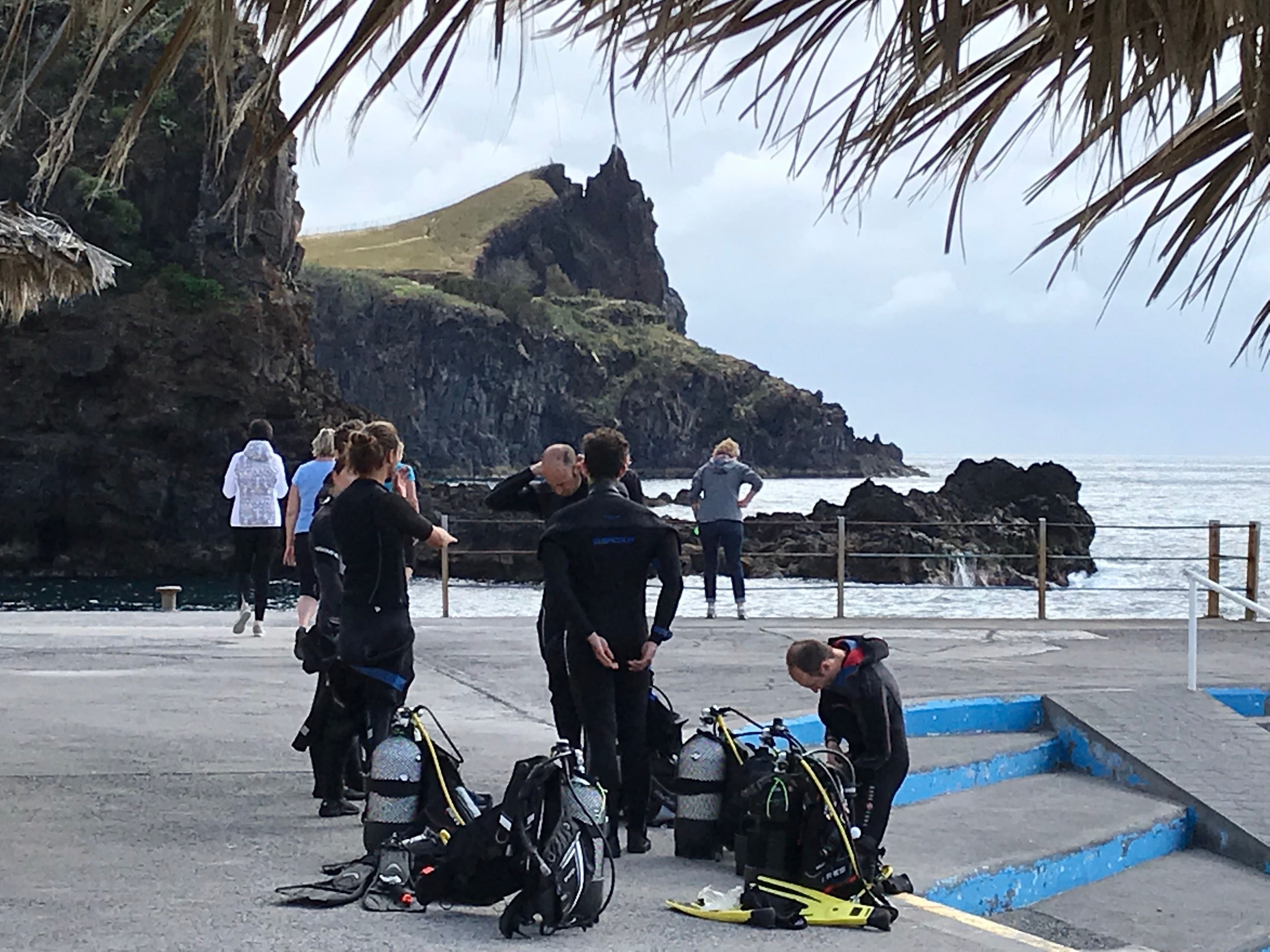 beach nearby, black sand