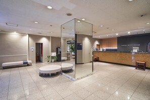 Interior entrance - Hotel First Stay Amagasaki (Amagasaki)