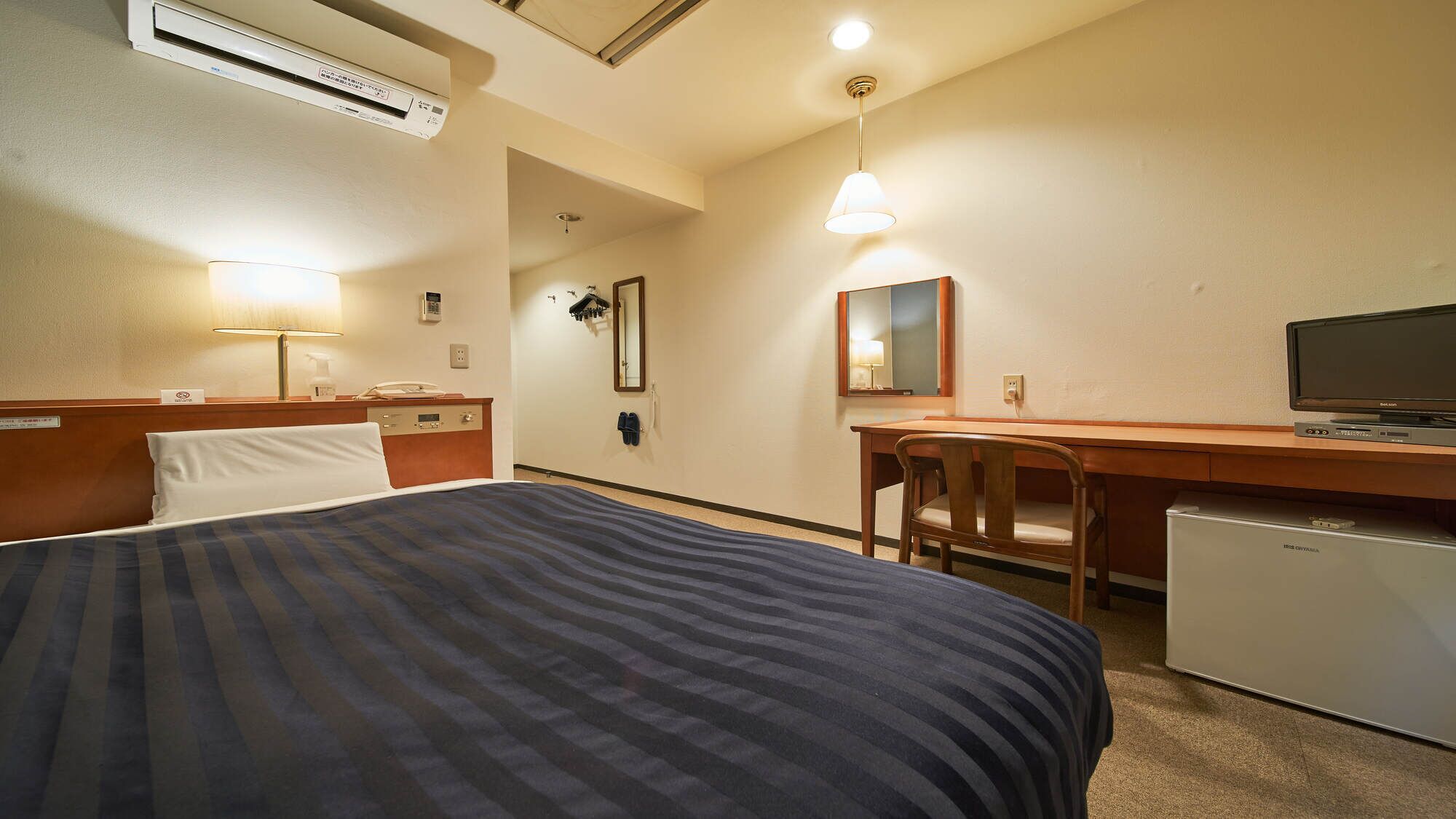 Desk, iron/ironing board, free WiFi, bed sheets