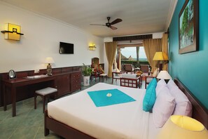 ห้องแฟมิลี่, วิวสวน (2 persons) | โต๊ะทำงาน, ผ้าม่านกันแสง, Wi-Fi ฟรี, ผ้าปูที่นอน