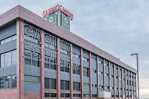Sòng bạc
