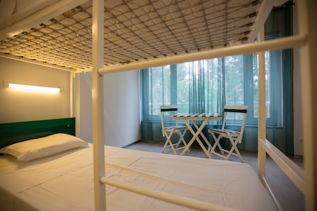 Free WiFi, bed sheets, wheelchair access