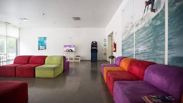 Sala de estar en el lobby