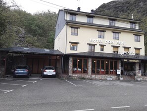 Entrada de la propiedad