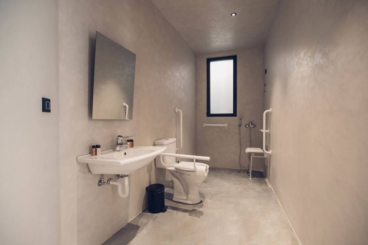 cozy room balcony private pool hot tub - disability bathroom | bathroom | rainfall showerhead, free toiletries, hair dryer, slippers