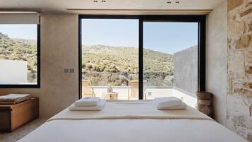 Suite Private Hot Tub Stunning Mountain View