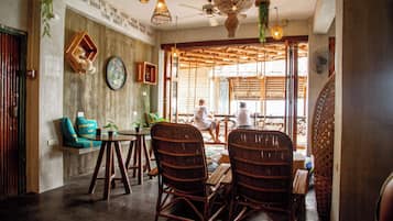 Bed in 2-bed Mixed Dormitory | Interior