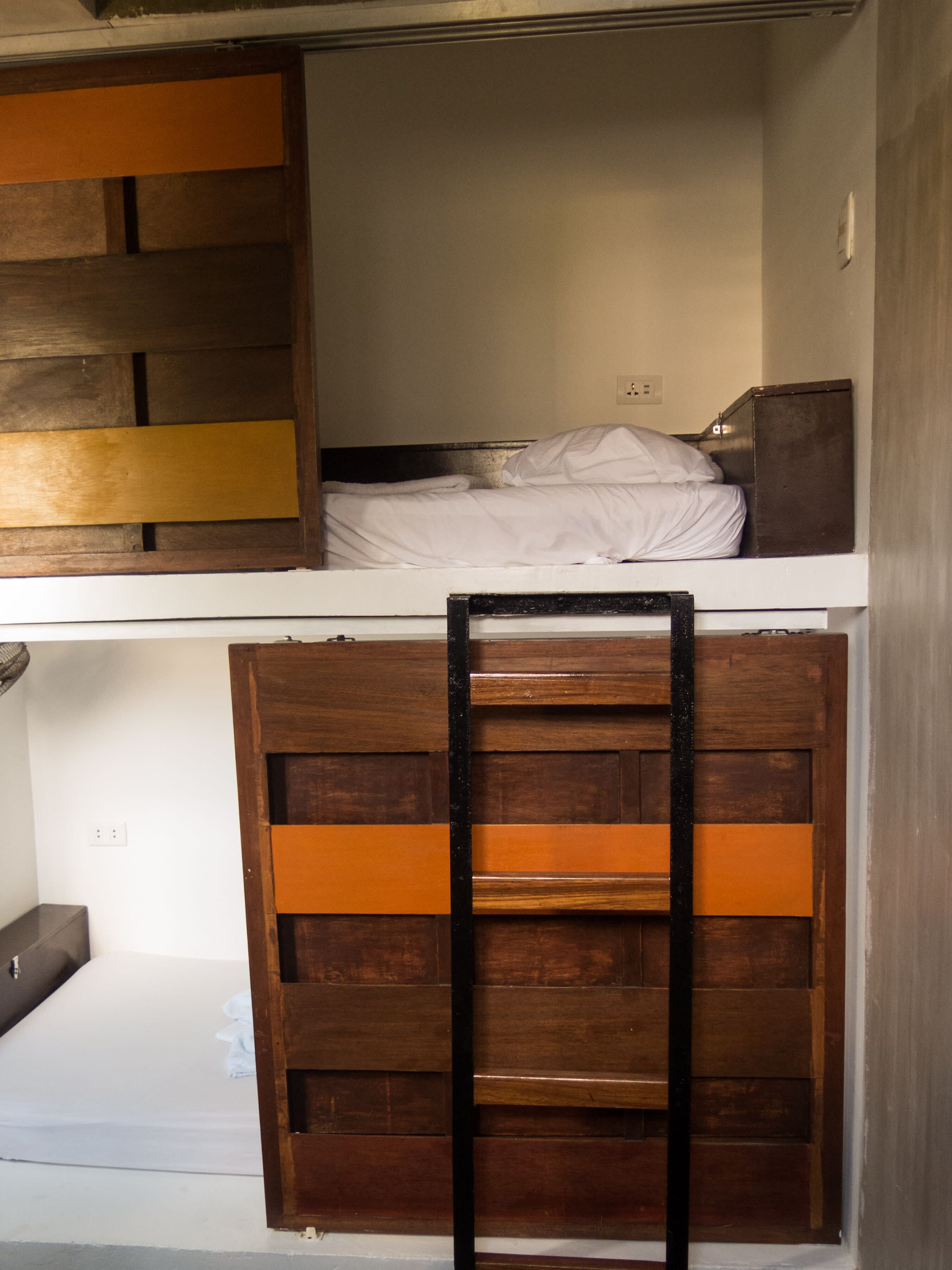 Gemeinsamer Basic-Schlafsaal, am Strand | Innenbereich