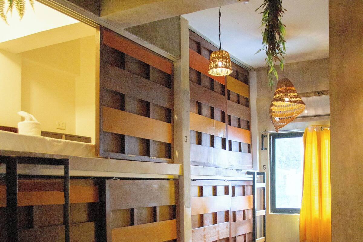 Bed in 8-Bed Mixed Dormitory Room | Interior