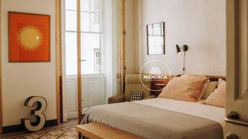 Suite | Caja fuerte, cortinas opacas, sistema de insonorización