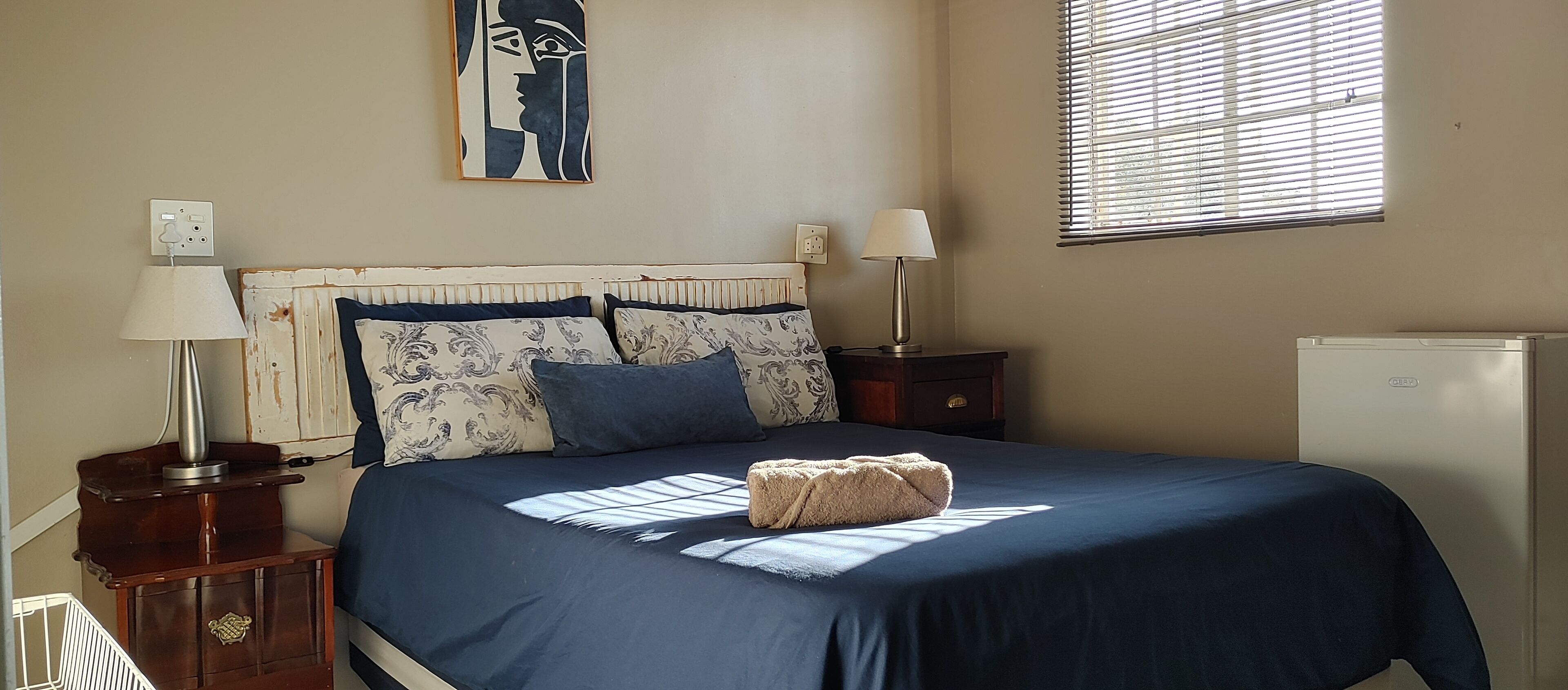 Photo - Happy Home - Woodstock