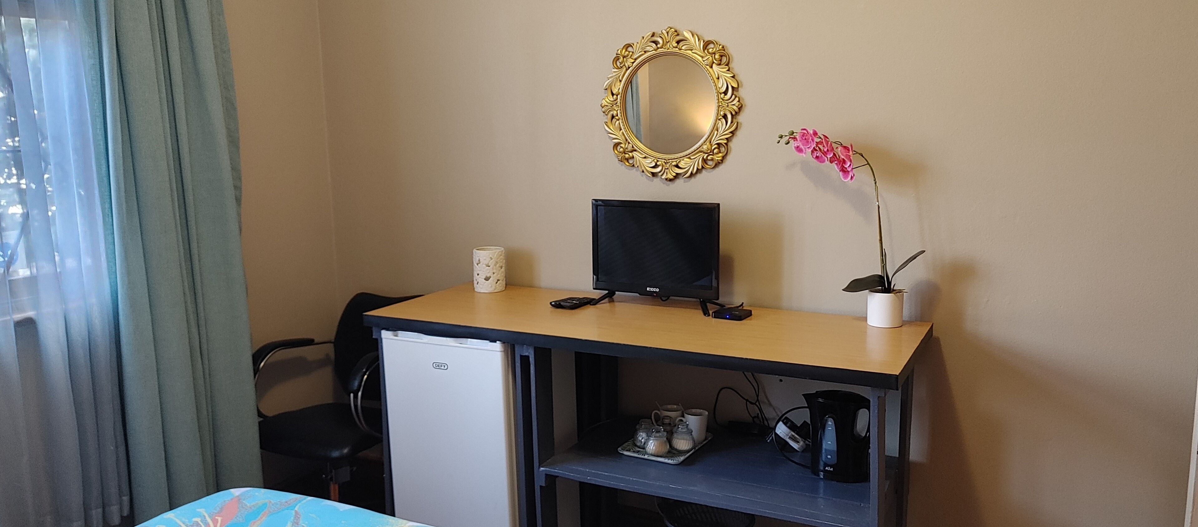 Photo - Happy Home - Woodstock