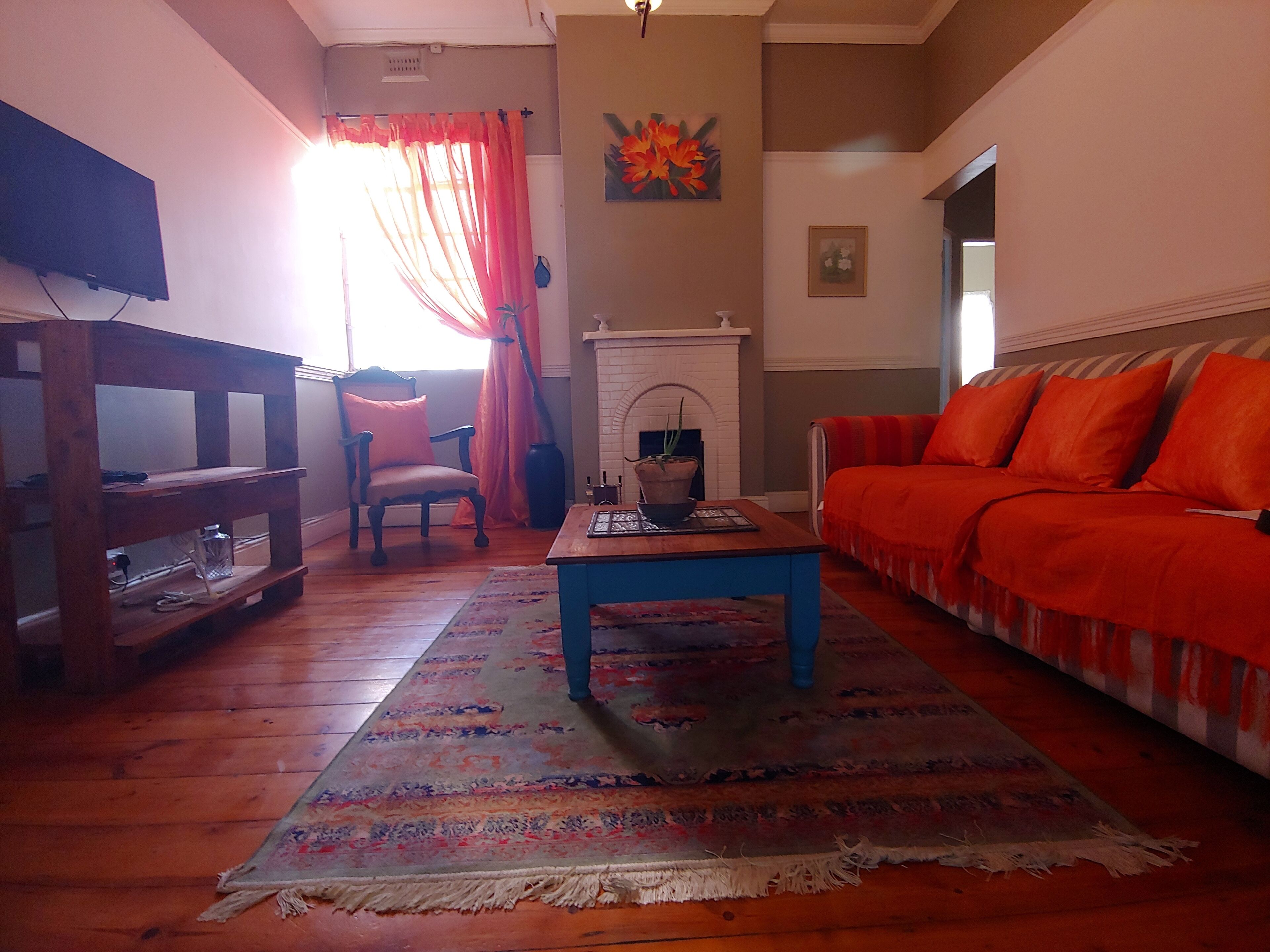 Photo - Happy Home - Woodstock