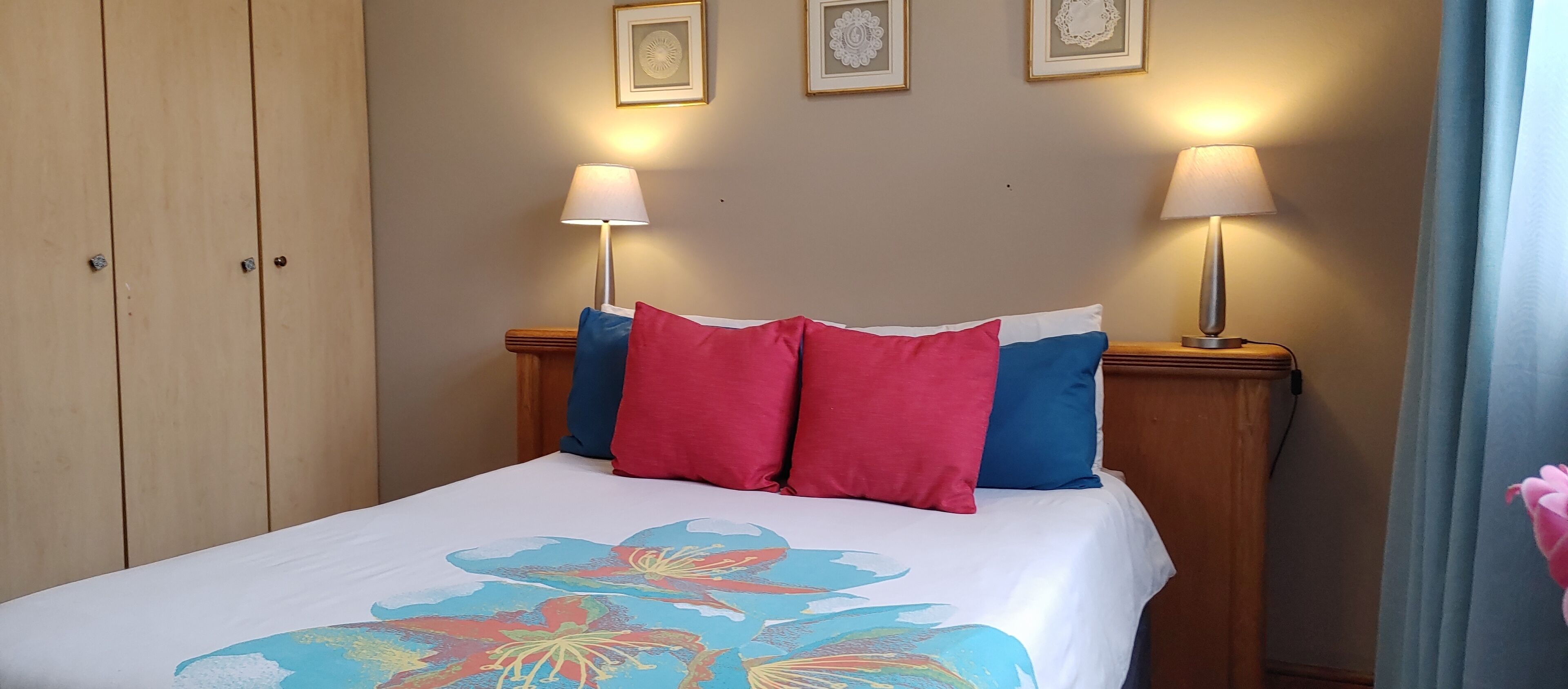 Photo - Happy Home - Woodstock