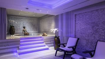Sauna, tina de hidromasaje, baño de vapor y tratamientos corporales