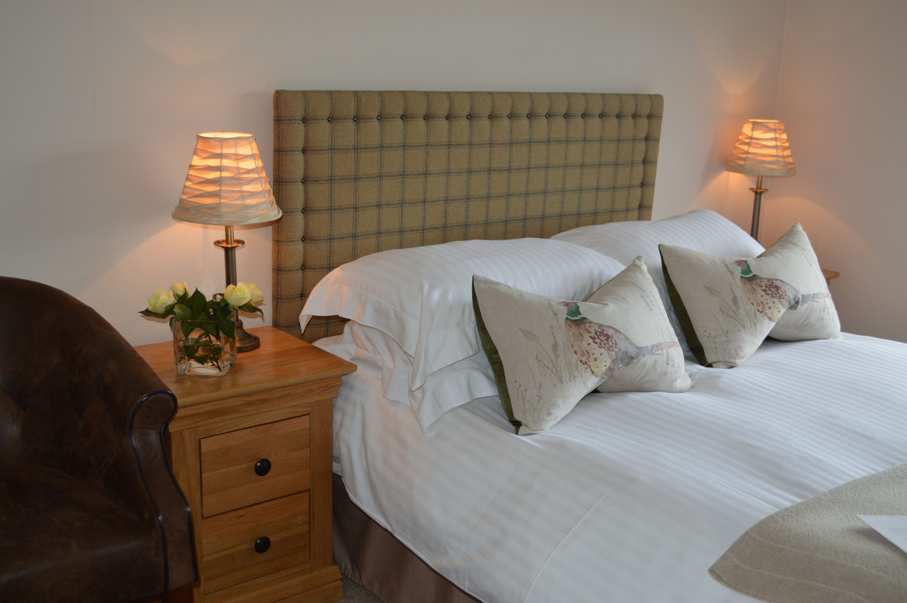 标准双人房 | 办公桌、熨斗/熨板、免费 WiFi、床单