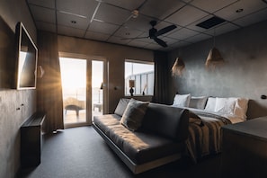 Minibar, in-room safe, blackout curtains, iron/ironing board - Ocean Hotel (Falkenberg)