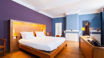 Doppia Signature | 1 camera, una cassaforte in camera, una scrivania, postazione laptop