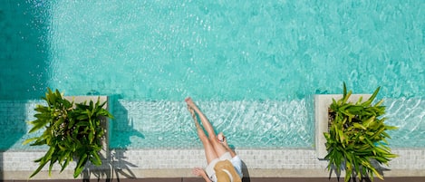 Piscine extérieure