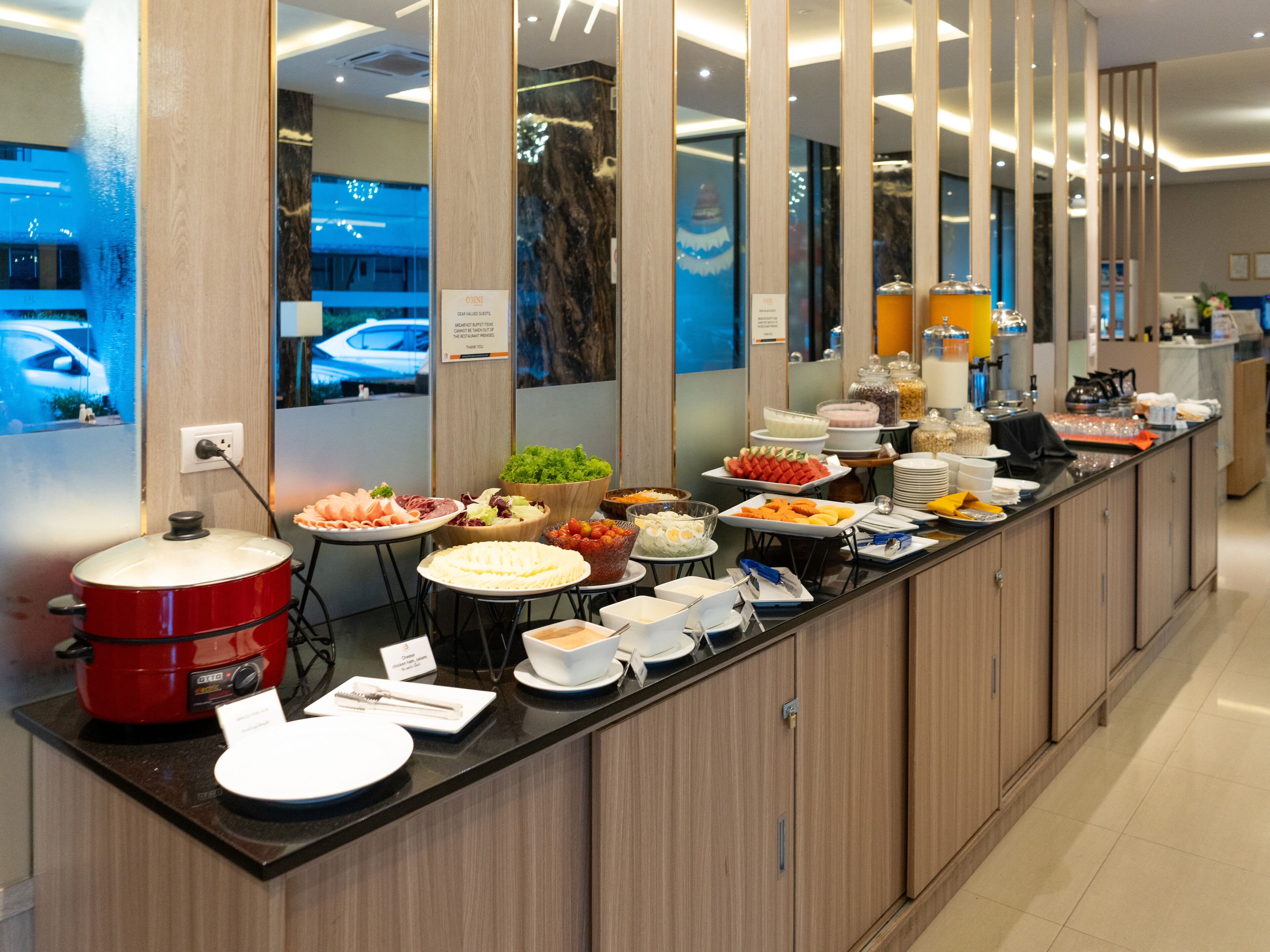 daily buffet breakfast (thb 375 per person)