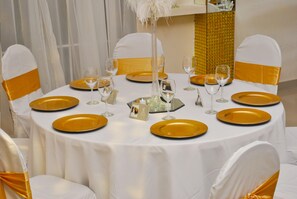 Desayuno continental gratuito y diario