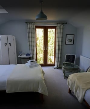 1 habitación, ropa de cama de alta calidad y decoración personalizada