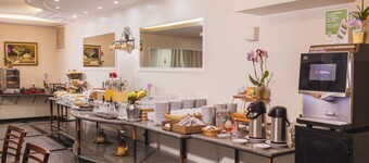 โรงแรม นาซิออนัล อินน์ อาราซาตูบา