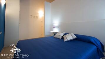 Camera doppia, vista piscina | Insonorizzazione, Wi-Fi gratuito