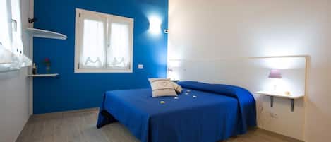 Soundproofing, free WiFi