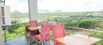 Crossroads Hotel Blantyre