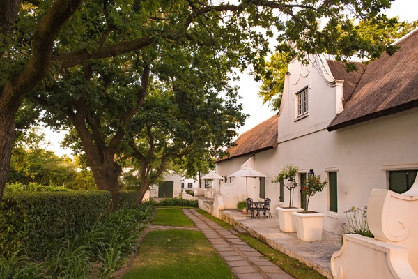 Comfort Cottage, 2 Bedrooms, Garden View