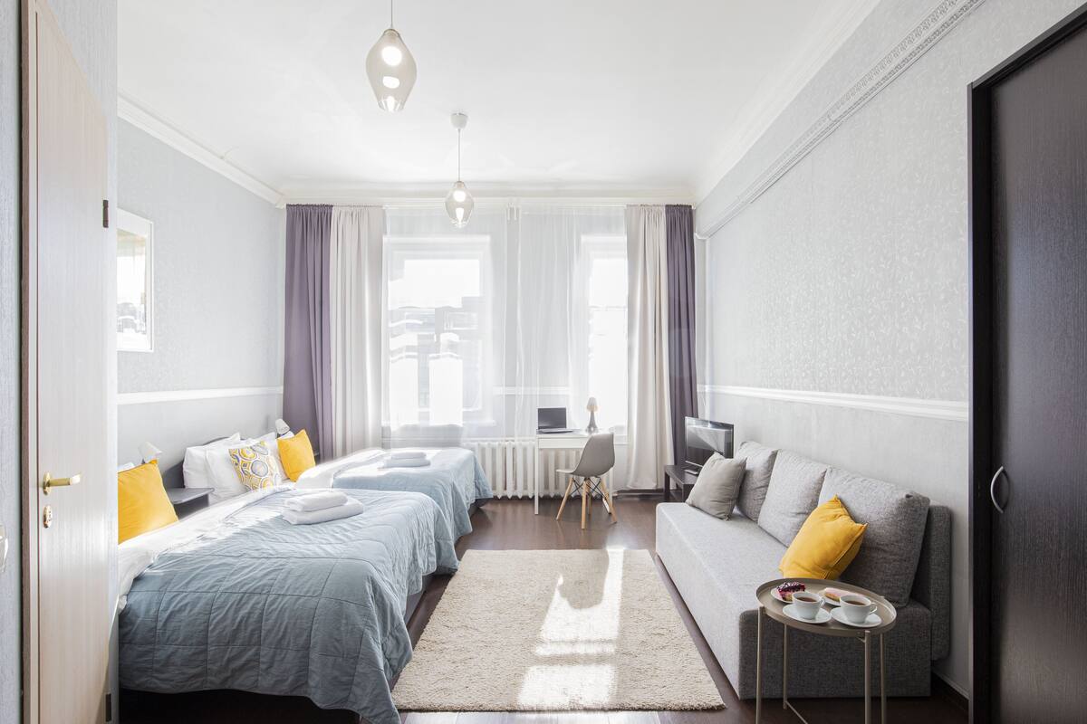 Habitación doble superior | Ropa de cama hipoalergénica, caja fuerte, escritorio y cortinas opacas