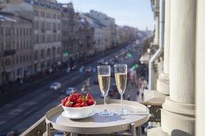 Superior Double Room, Balcony | Hypo-allergenic bedding, in-room safe, desk, blackout curtains - Hotel  Lopatin Nevsky 100 (St. Petersburg)