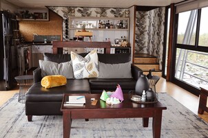 Sala de estar en el lobby
