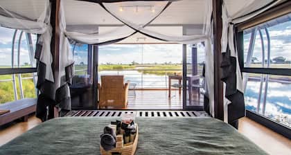 Namushasha River Villa