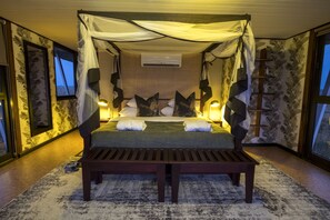 Exclusive-Doppelzimmer, 1 Doppelbett, Nichtraucher | 1 Schlafzimmer, hochwertige Bettwaren, kostenlose Minibar, Zimmersafe