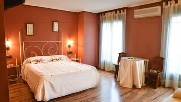 Mørklægningsgardiner, ekstra senge (tillægsgebyr), gratis Wi-Fi