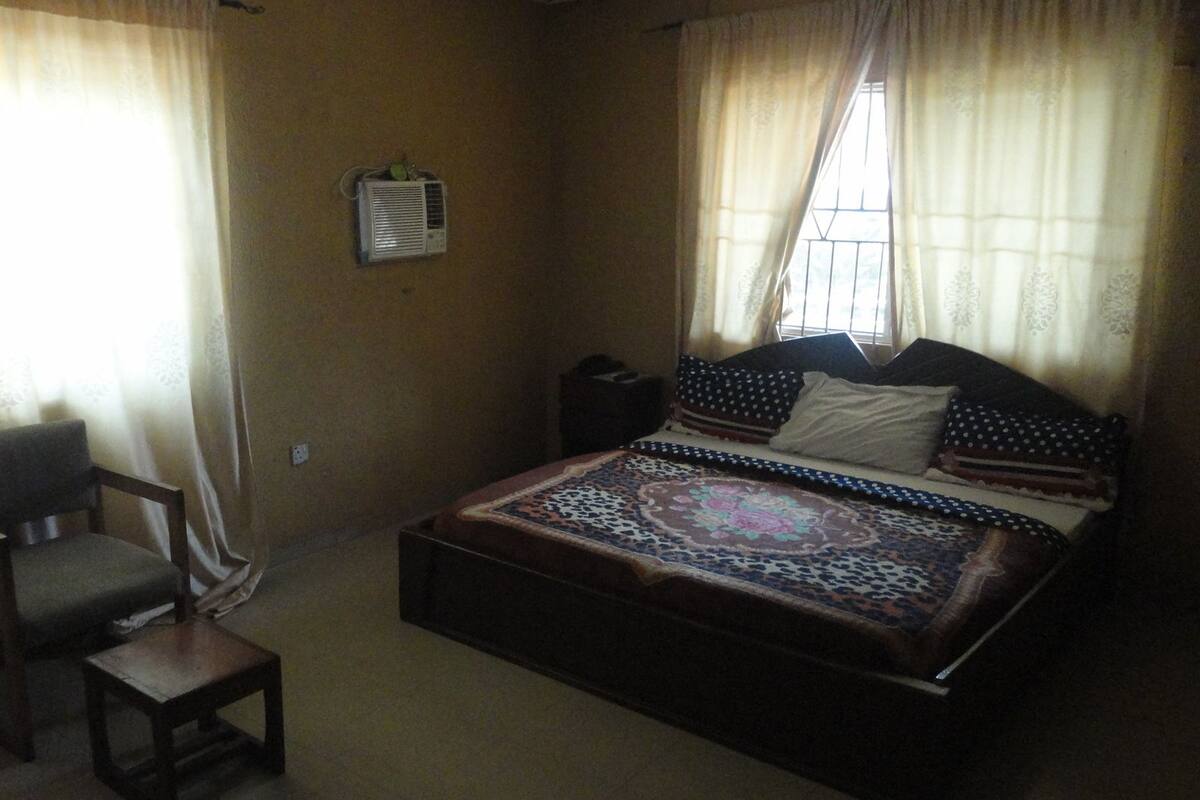 Habitación doble Deluxe (A) | Ropa de cama