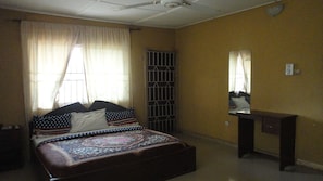 Habitación doble Deluxe (A) | Ropa de cama